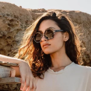 Clau Grey – Marrón