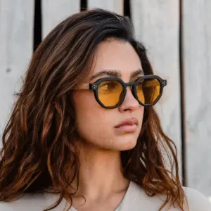 Labritja Black – Amarillo